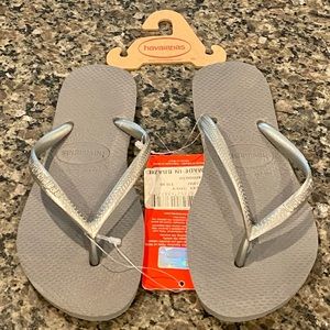 Havaianas Girls Flip Flops NWTs Brazil size 3Y 4Y Perfect